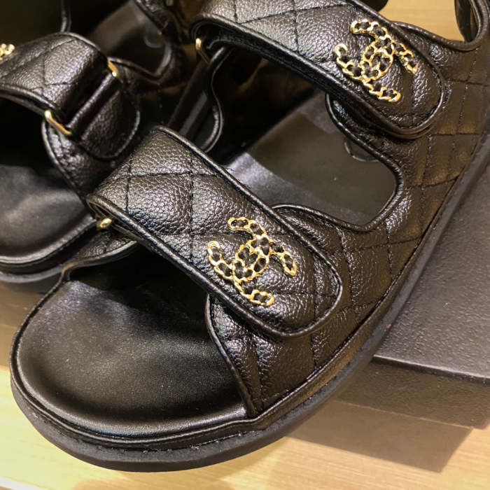 Flat leather sandals slippers , size 34-40 ,with box, SS60-1465