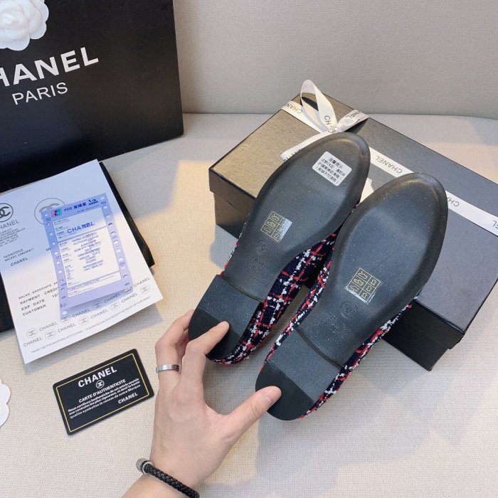 women flat ballet shoes, size 35-42,  with box, SS50-787
