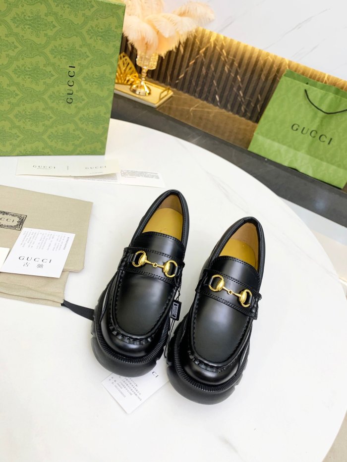 women flat shoes, size 35-41, with box , SS70-924-926