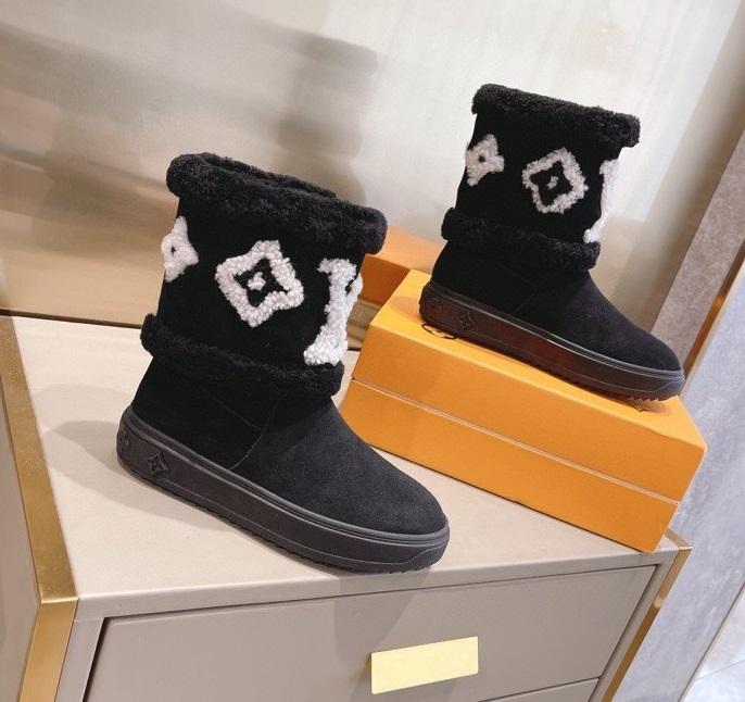 women boots shoes, size 35-41, with box,SS110-147-150