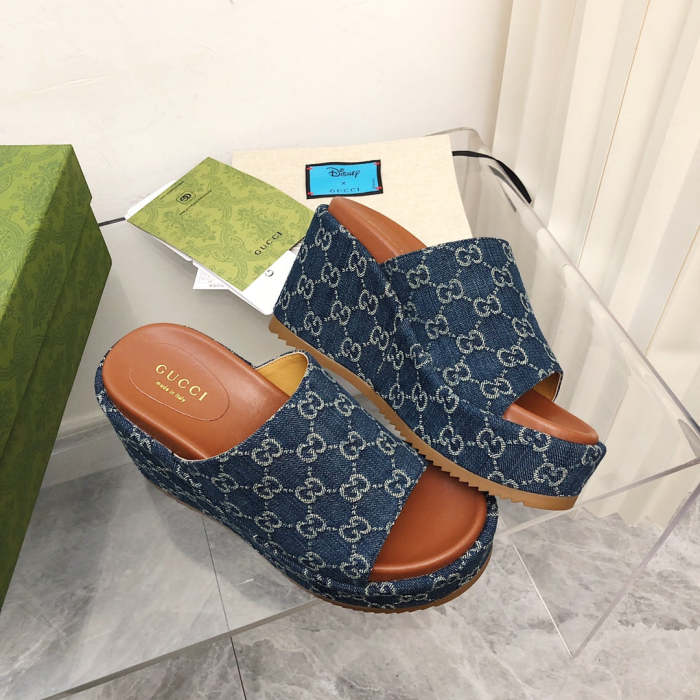 2022 new slippers,size 35-44,with box , SS70-1298-1303