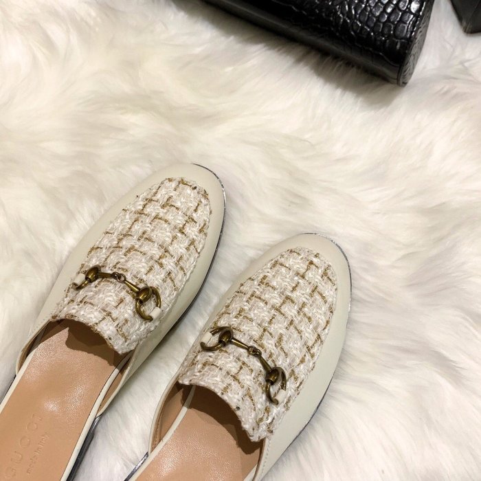 flat sandals slippers shoes  size 35-44, with box, SS60-767