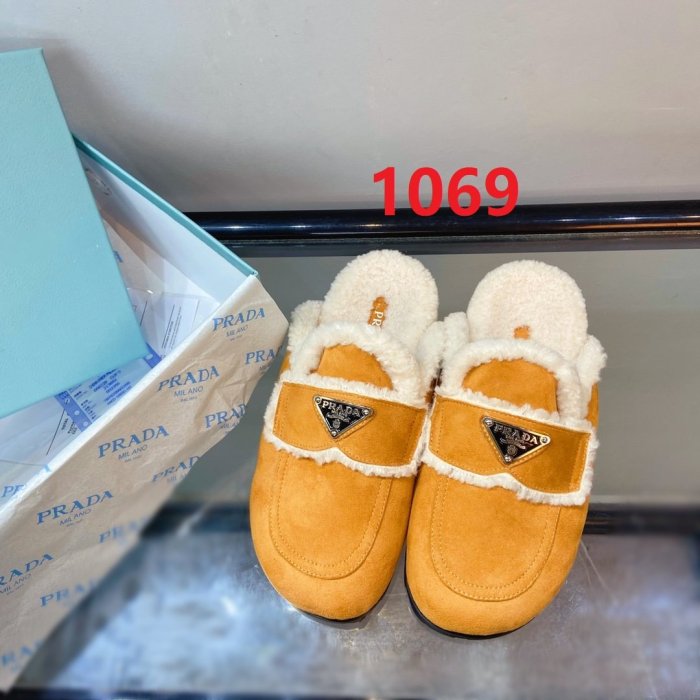 Women flat shoes, size 35-40, with box, SS60-1068-1069