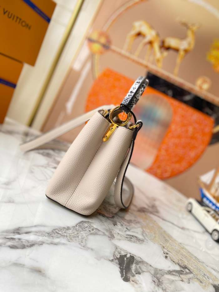 leather bag, AAAAA, no box,size:27*18*9cm,B110-82-85