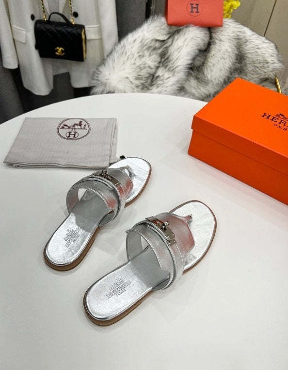 Flat leather sandals slippers , size 35-44 ,with box, SS70-1202-1207