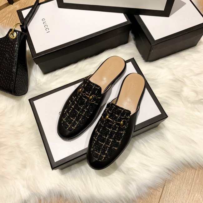 flat sandals slippers shoes  size 35-44, with box, SS60-768