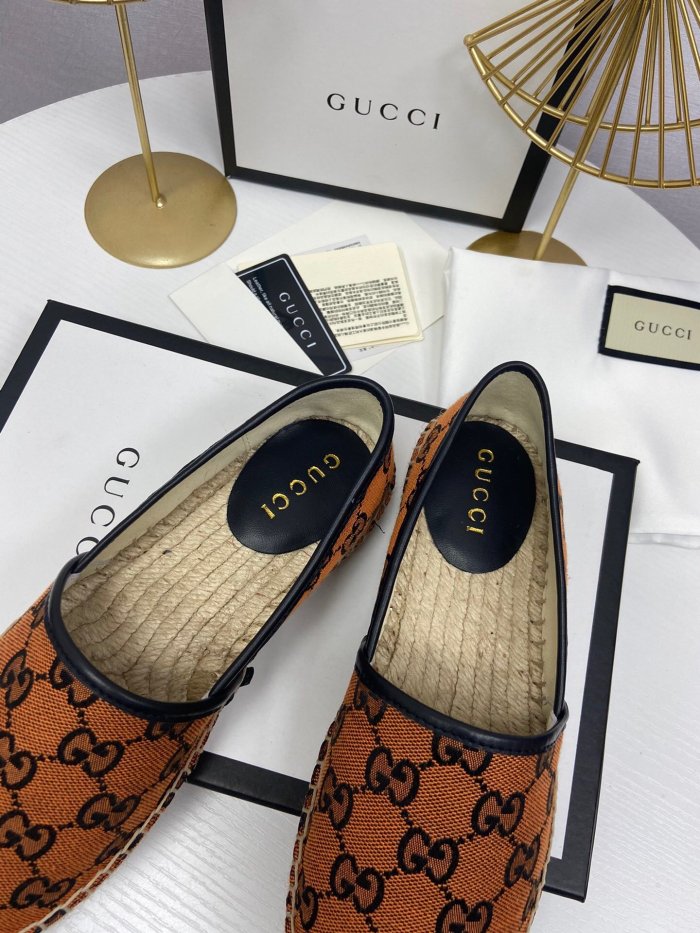 women flat shoes, size 35-41, with box ,  SS60-605-610