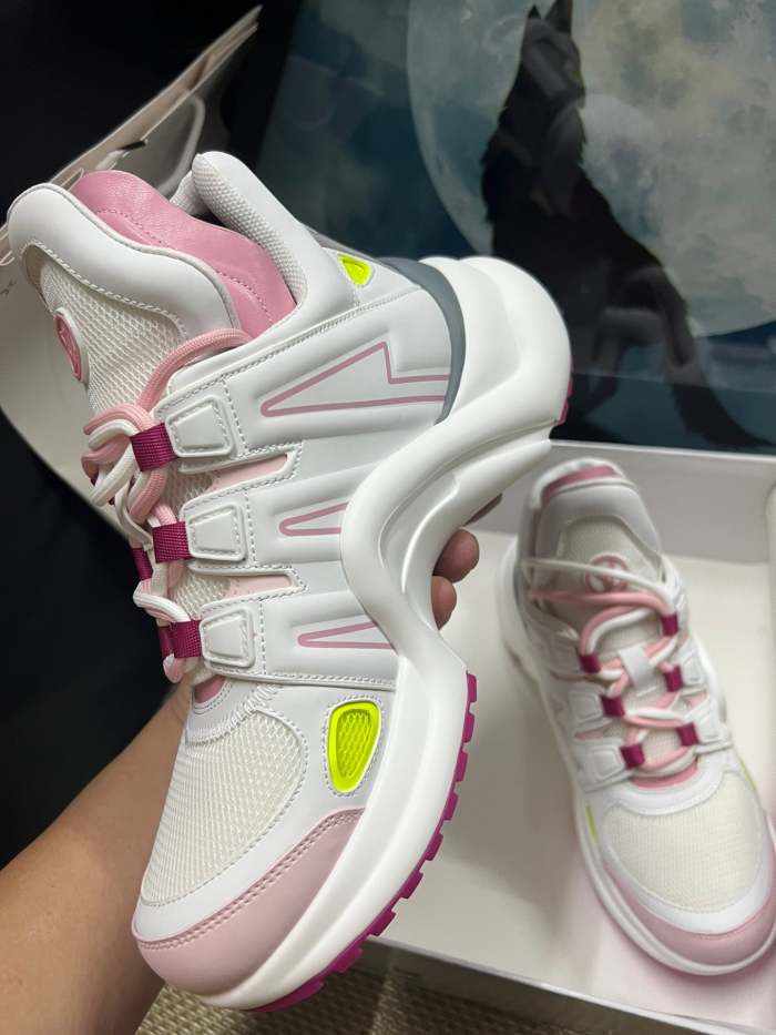 women sneakers shoes, size 35-41 , SS98-320-322