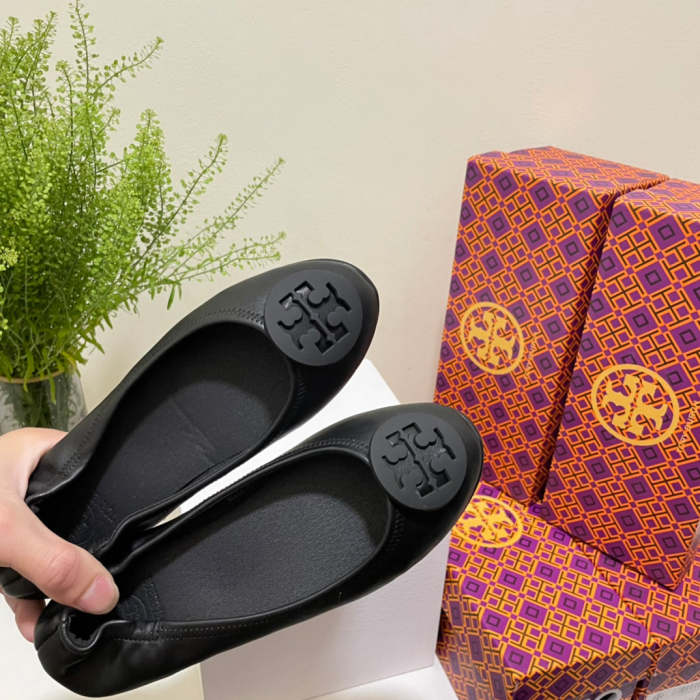 Women flat shoes ,size 35-40 ,with box, SS60-1606-1615