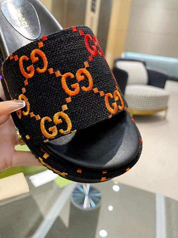 Flat sandals slippers , size 35-44 ,with box, SS60-1524