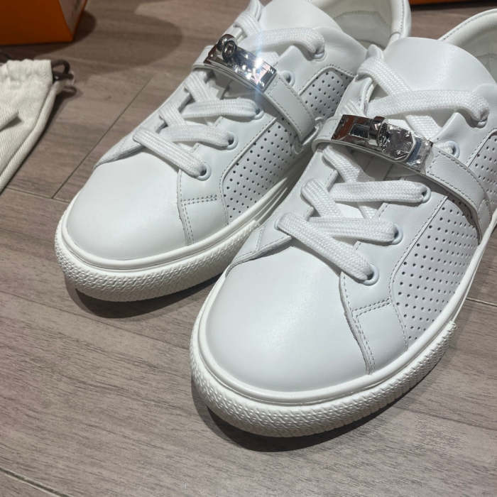 women flat sneakers shoes, size 35-40,with box , SS80-376-377