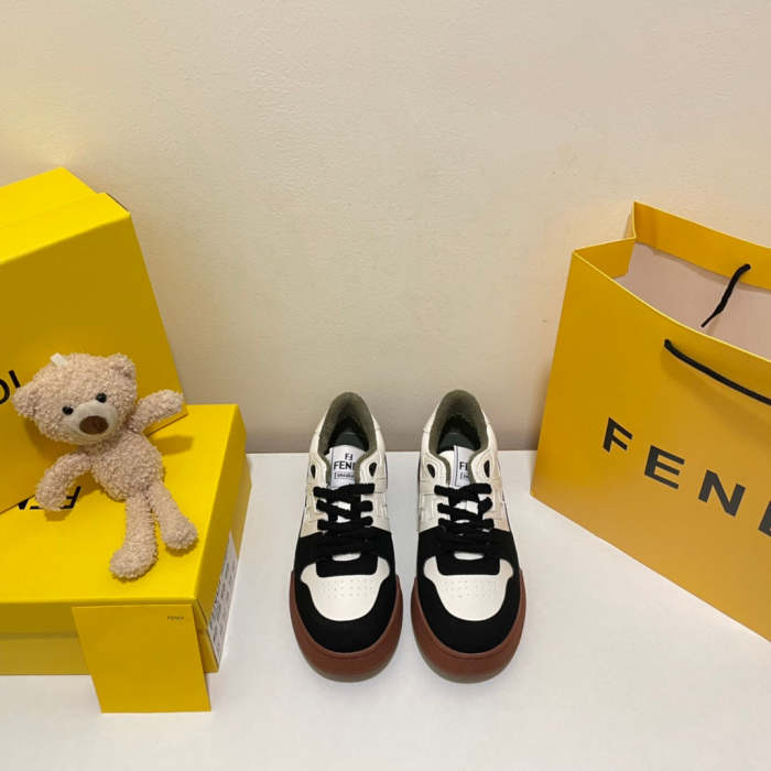 women flat sneakers shoes, size 35-40,with box , SS88-446-449