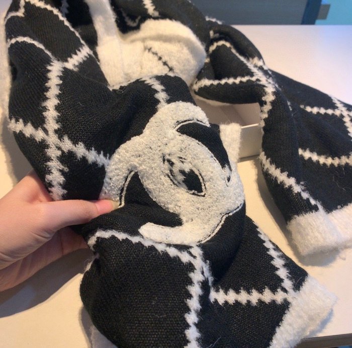 cashmere cotton scarf , size: size:170x50cm, no box. SF25-1070