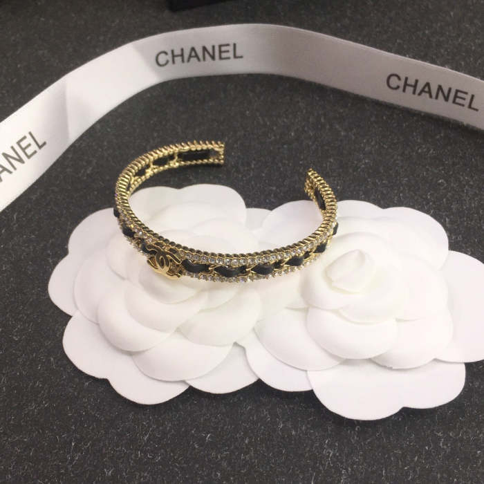 bracelet bangle cuff jewelry ,with box,  J25-1255