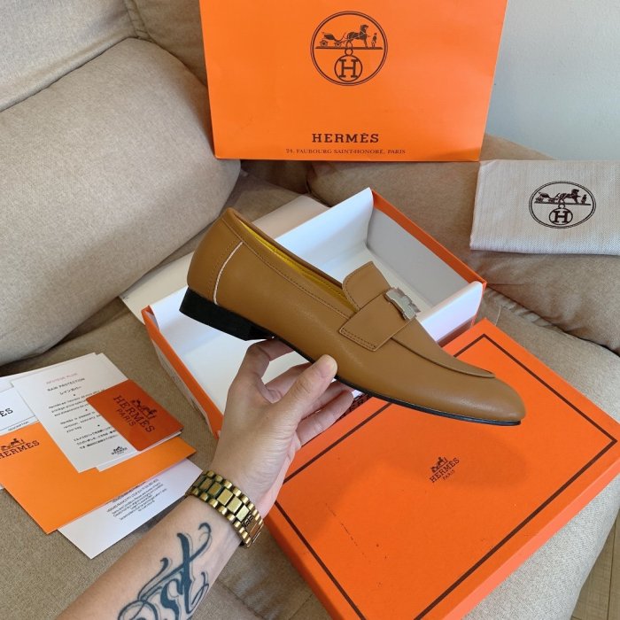 Women flat shoes, size 34-42, with box, SS70-1078