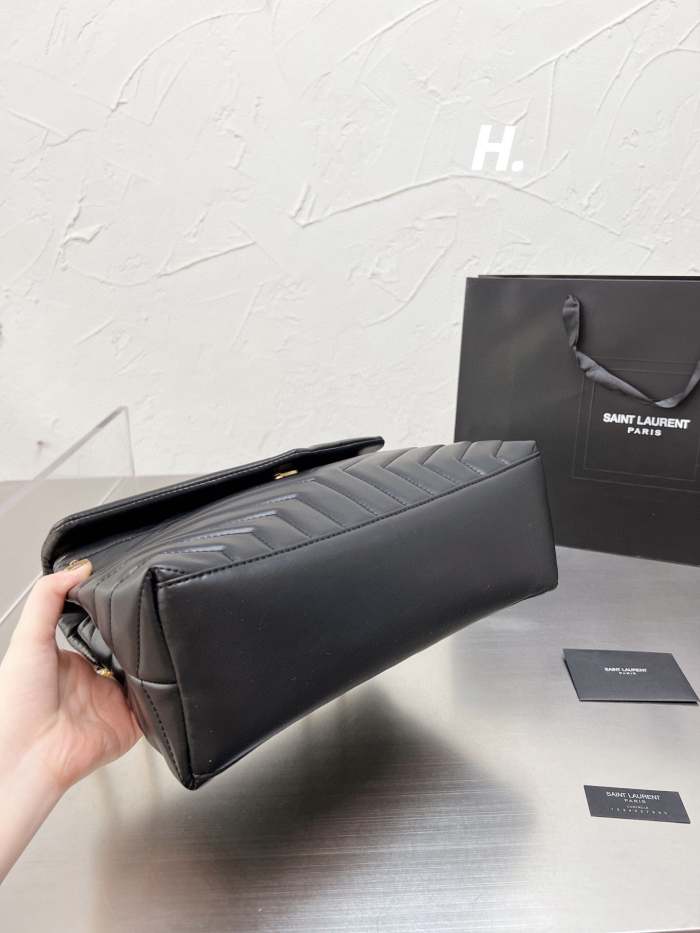 split leather bag,AAAA, no box,size 31*20cm,B75-2420-2422