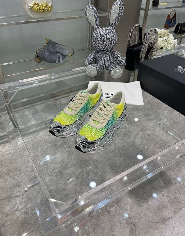 women men flat sneakers shoes, size 35-45, with box , SS138-38-44