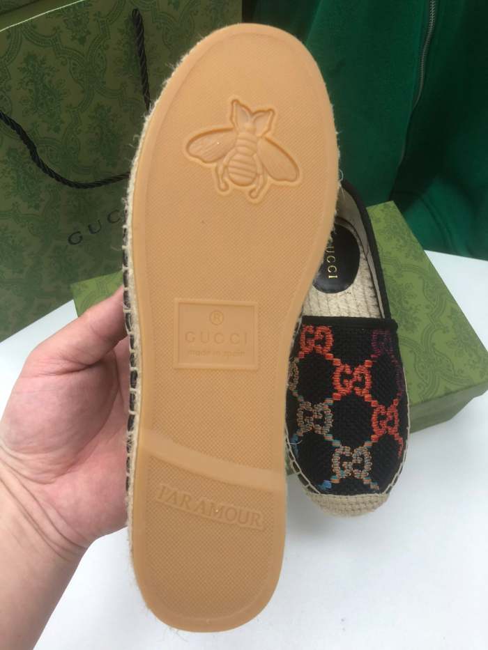 Women flat shoes ,size 35-41 ,with box, SS60-1520