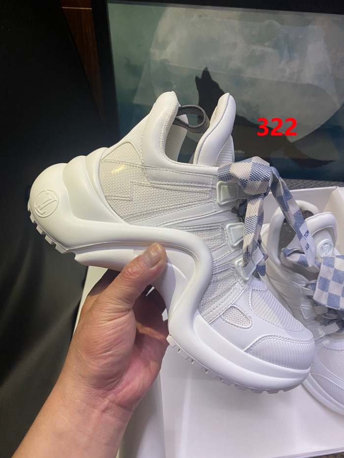 women sneakers shoes, size 35-41 , SS98-320-322