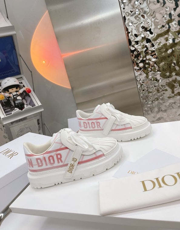 Women flat sneakers shoes, size 35-40, with box, SS88-389-391