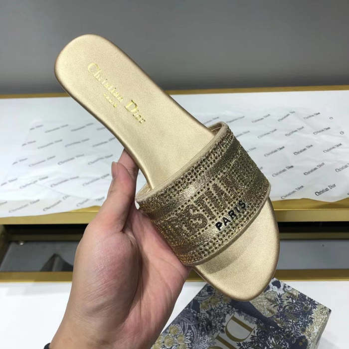 Flat leather sandals slippers , size 34-42 ,with box, SS60-1536-1540