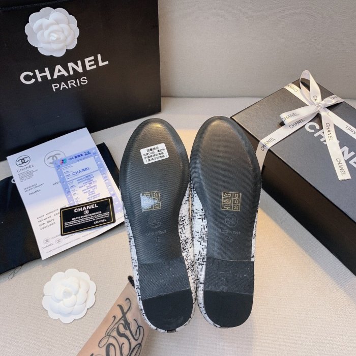 women flat ballet shoes, size 35-42,  with box, SS50-765