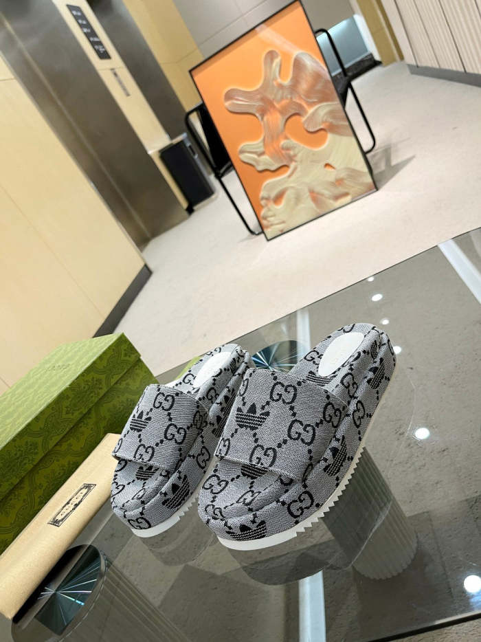 Flat sandals slippers , size 35-43, SS60-1844-1846