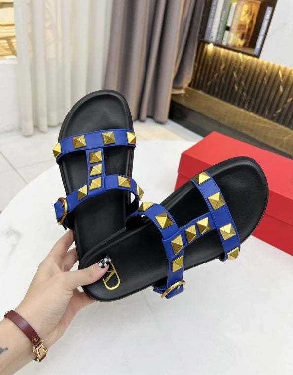 Flat leather sandals slippers , size 35-40 ,with box, SS70-1226-1231