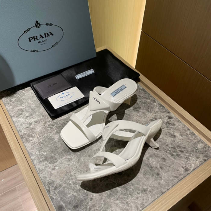 Flat leather sandals slippers , size 35-40 , with box, SS60-1384-1389