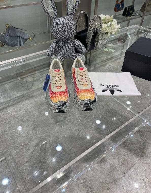 women men flat sneakers shoes, size 35-45, with box , SS138-38-44