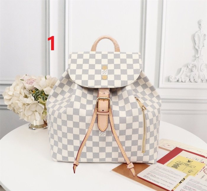 canvas and leatherbag ,top quality ,no box,with dust bag size 30-31-18cm,B110