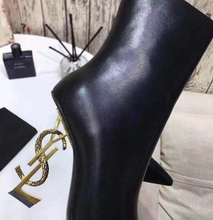 heel shoes boot , heel 10.5cm, size 35-43,  SS88-124