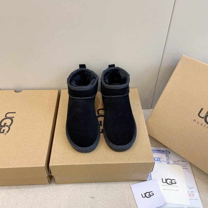 women fur boot shoes, size 35-44,  with box, SS50-743-745