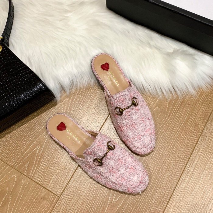 flat sandals slippers shoes  size 35-44, with box, SS60-764