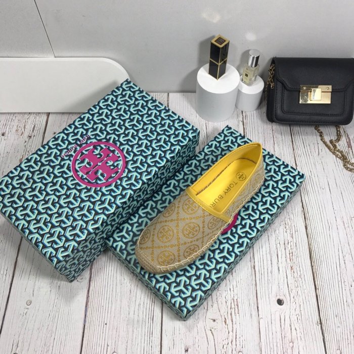 Women flat shoes, size 35-40, with box, SS60-991-993