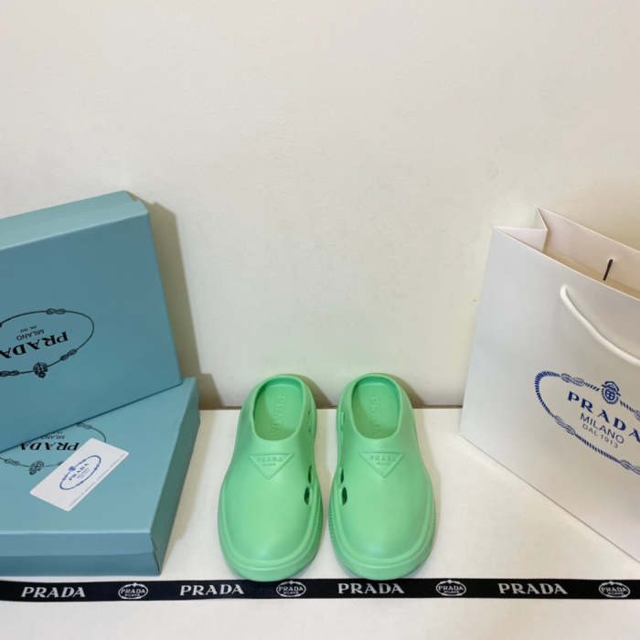 Flat sandals slippers , size 35-40 ,with box, SS50-1004-1006