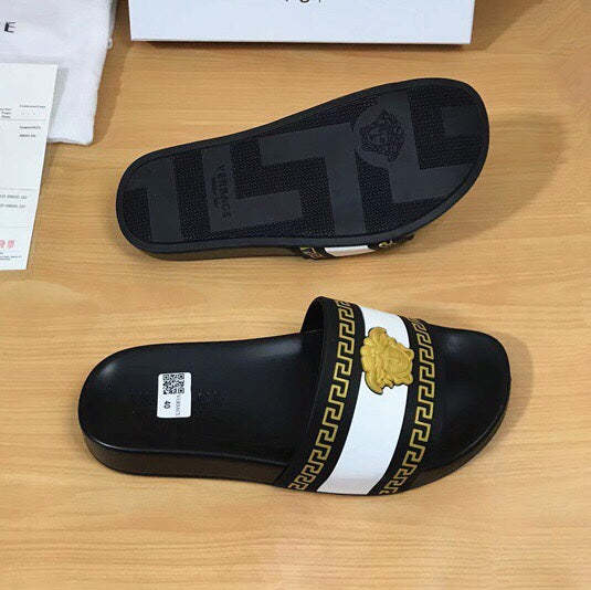 Flat leather sandals slippers , size 35-46, SS60-1856
