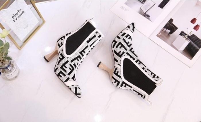 women boot shoes, size 35-41, with box, SS110-124-126