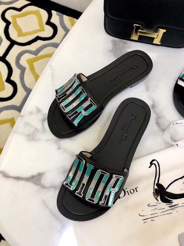 Flat leather sandals slippers , size 34-42 ,with box, SS50-1027