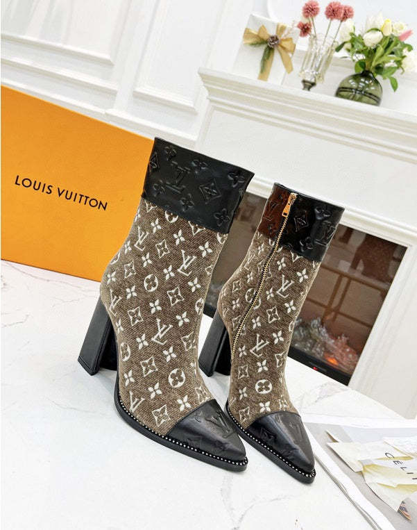 Top Quality Women's boot shoes,size 35-42,SS120-153-155