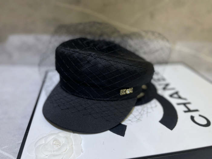 Fashion hat for women ,no box. HX25-642-643