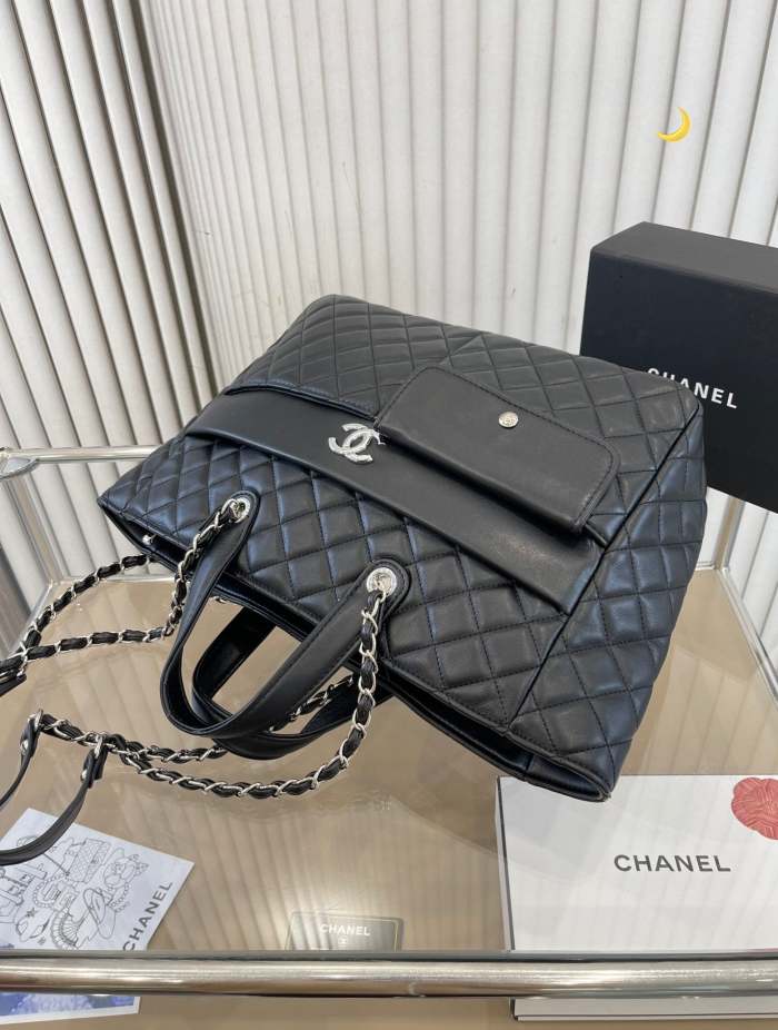 Split Leather  bag ,3A , size 35*26cm and 30*33cm ,no box,  B68-6044-6045
