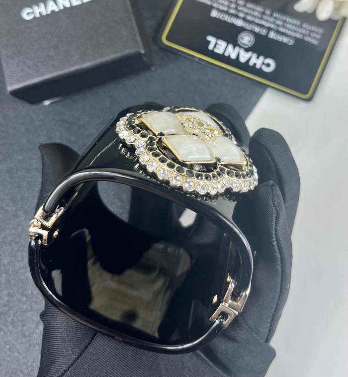 Bracelet bangle jewelry ,with box,  J48-65