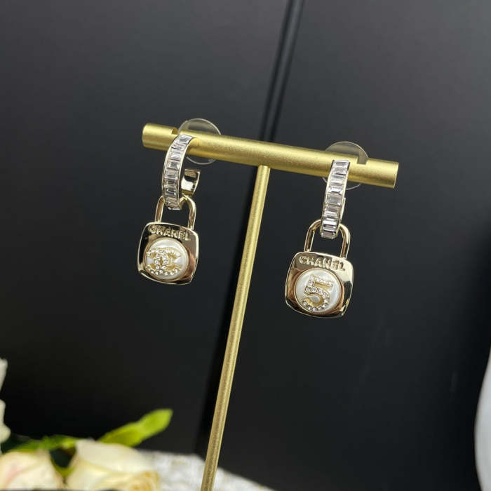 Earring  jewelry ,with box,  J25-1703