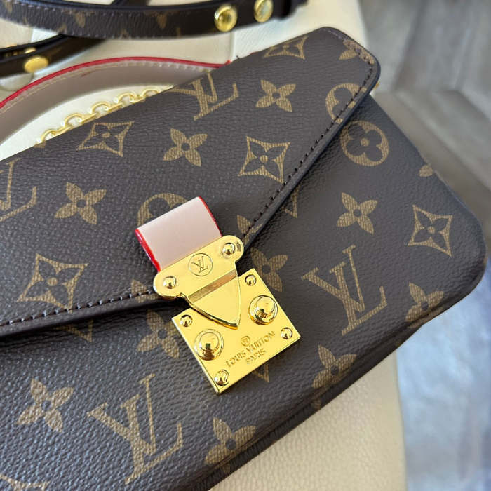 Split leather bag , 3A, size 21x12cm, no box, B68-5951