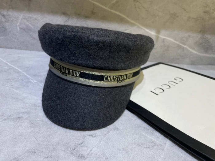 Fashion hat for women ,no box. HX25-607-609