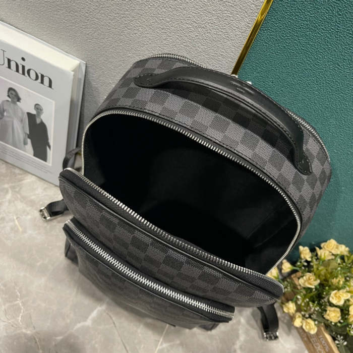 Leather bag ,5A ,no box,size 40x31x15cm,B110-161