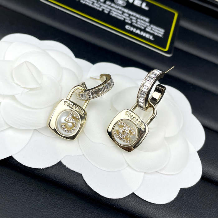 Earring  jewelry ,with box,  J25-1703