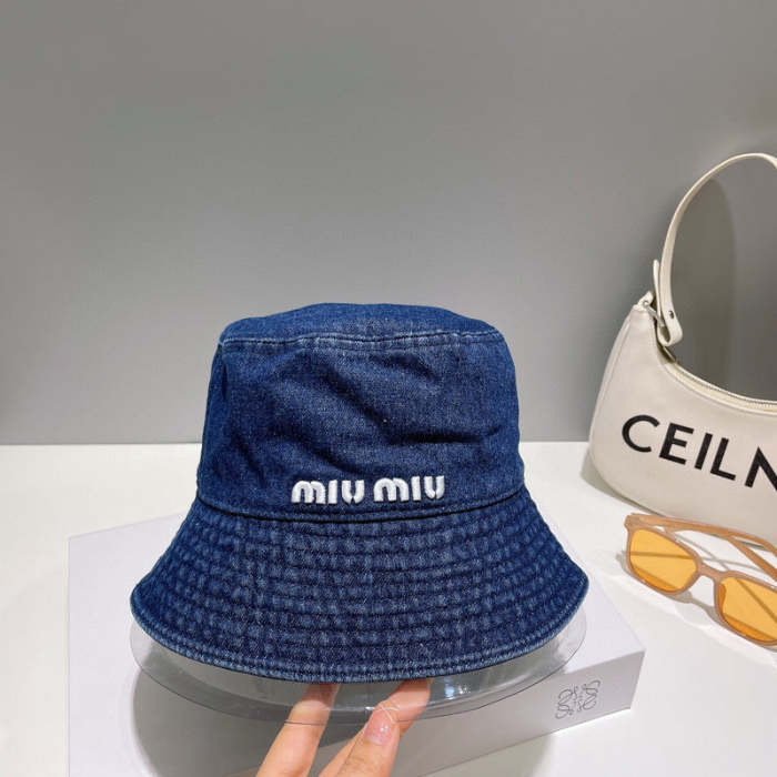 men women hat ,no box. HX25-471-472