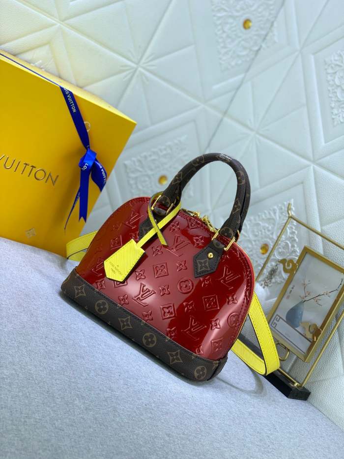 Alma Leather  bag ,5A , size 25x17.5x11.5cm ,no box,  B110-146
